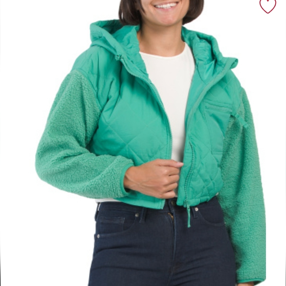NWT Love Tree Green Cropped Light Weight Women's Jacket - Size Small